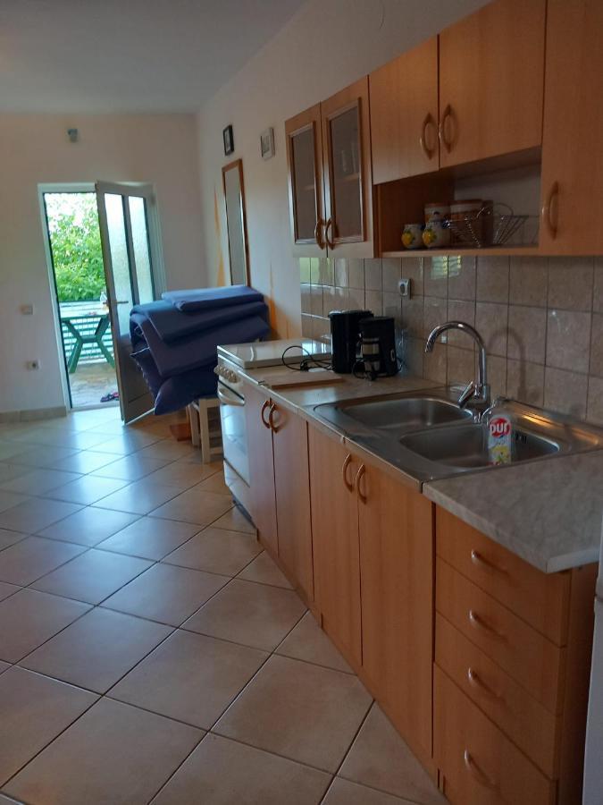 Karin Apartmani Hani Gornji Karin Dış mekan fotoğraf