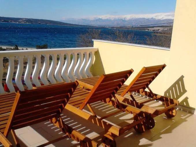Karin Apartmani Hani Gornji Karin Dış mekan fotoğraf
